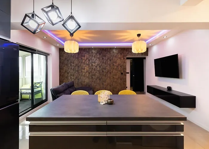 Apartment Ultra Modern 2br - Walk Downtown And Everywhere!