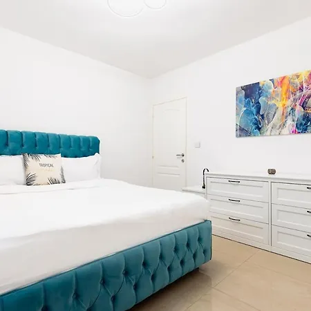 Apartment Ultra Modern 2br - Walk Downtown And Everywhere!