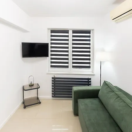 Apartment Ultra Modern 2br - Walk Downtown And Everywhere! Bukarest