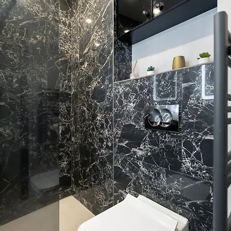 Ultra Modern 2br - Walk Downtown And Everywhere! *