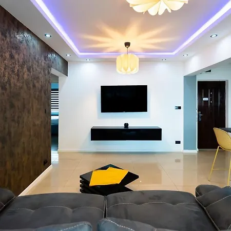 Ultra Modern 2br - Walk Downtown And Everywhere! * Bükreş