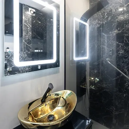 Апартаменты Ultra Modern 2br - Walk Downtown And Everywhere!