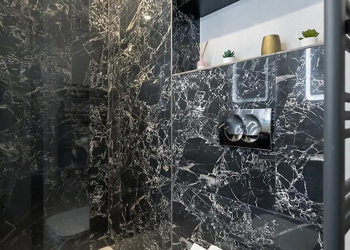 Ultra Modern 2br - Walk Downtown And Everywhere! *